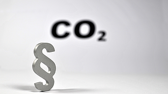 Rechtliche Themen rund um CO2-Zertifikate und ihre Handelsplattformen