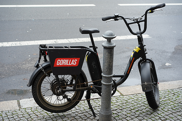 Fahrrad von Lieferdienst Startup Gorillas, das jetzt gekauft wurde