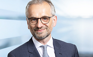 Autor Dr. Boris Jan Schiemzik, Fachanwalt für Handels-, Gesellschafts- und Steuerrecht Autor Dr. Boris Jan Schiemzik, Fachanwalt für Handels-, Gesellschafts- und Steuerrecht