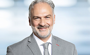 Autor Dott. Francesco Senatore, Rechtsanwalt in Deutschland und Italien