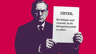 Ein Richter hält ein Urteil mit einem Tenor für eine Erbengemeinschaft als Kläger hoch.