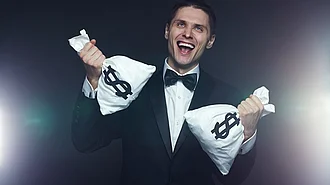 Bahn Vorstand zahlt sich trotz schlechter Performance Bonus aus Vorstandsgehälter und Boni