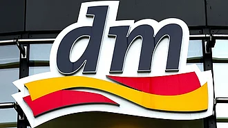 Irreführung durch Werbung für Desinfektionsmittel dm wirbt mit "hautfreundlichem" Desinfektionsmittel